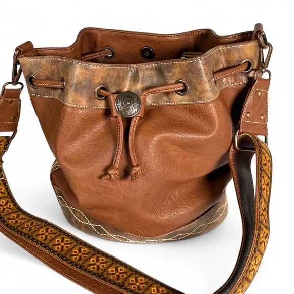 Blazin Roxx Concealed Carry Bucket Bag Ivy Copper Shoulder Purse NWOT Western - Picture 4 of 13